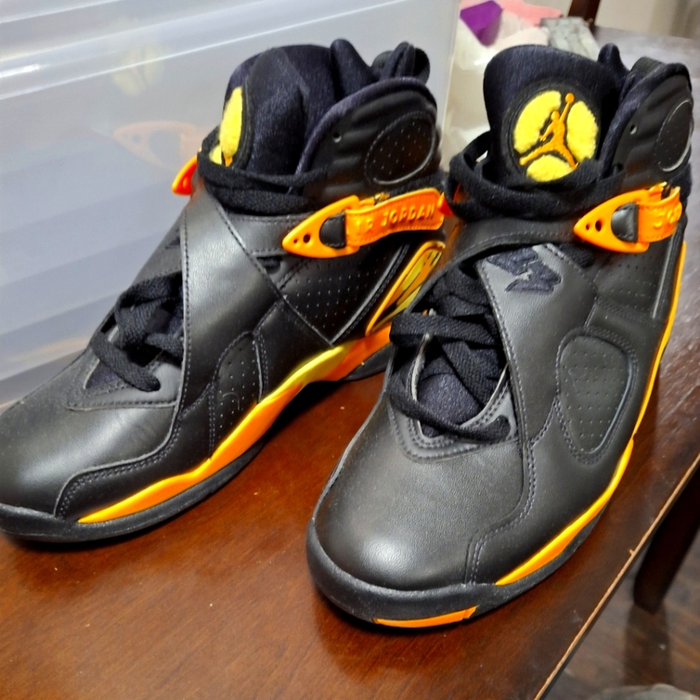 (BRAND NEW) Air Jordan Retro Taxi Yellow